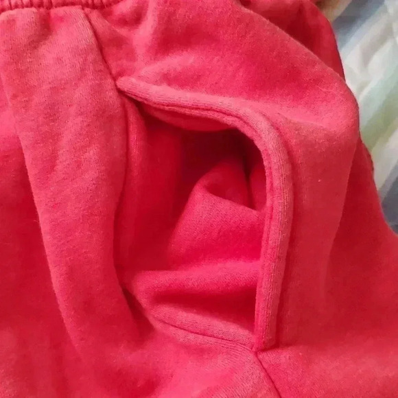 ☆☆☆EUC red sweats - Picture 7 of 10